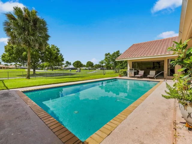 4-bedroom home for rent in Boca Raton - 10455 STONEBRIDGE Boulevard - MondialRealty
