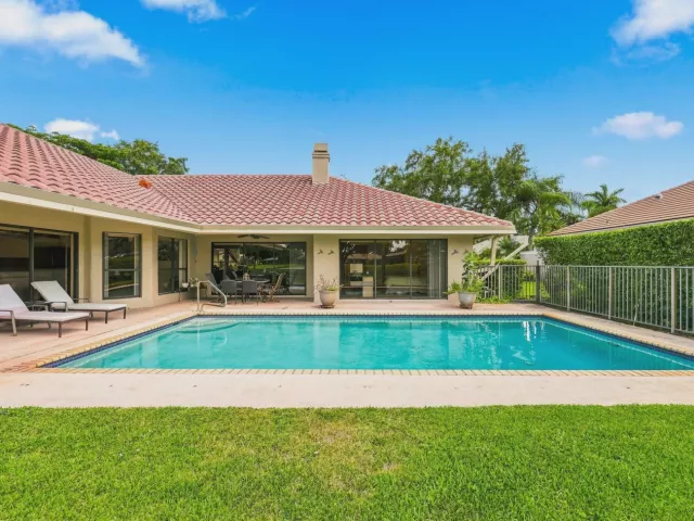 4-bedroom home for rent in Boca Raton - 10455 STONEBRIDGE Boulevard - MondialRealty
