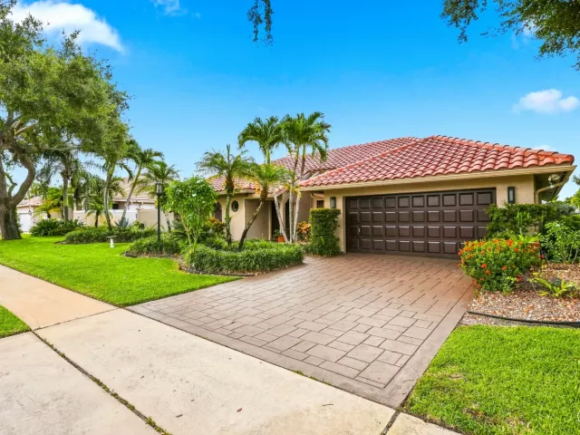 4-bedroom home for rent in Boca Raton - 10455 STONEBRIDGE Boulevard - MondialRealty