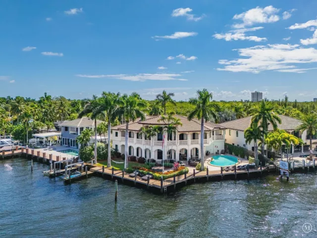 6-bedroom home for rent in Fort Lauderdale - 3005 NE 19th Street - MondialRealty