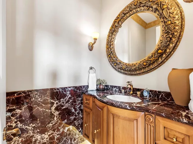 6-bedroom home for rent in Fort Lauderdale - 3005 NE 19th Street - MondialRealty