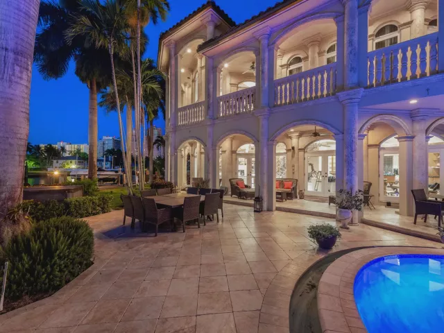 6-bedroom home for rent in Fort Lauderdale - 3005 NE 19th Street - MondialRealty
