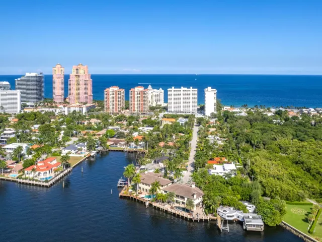 6-bedroom home for rent in Fort Lauderdale - 3005 NE 19th Street - MondialRealty