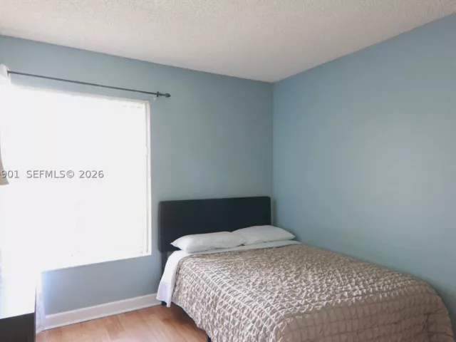 3-bedroom home for rent in Pembroke Pines - 9620 SW 9th Ct - MondialRealty