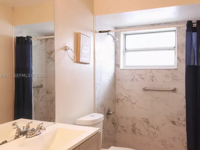 3-bedroom home for rent in Pembroke Pines - 9620 SW 9th Ct - MondialRealty