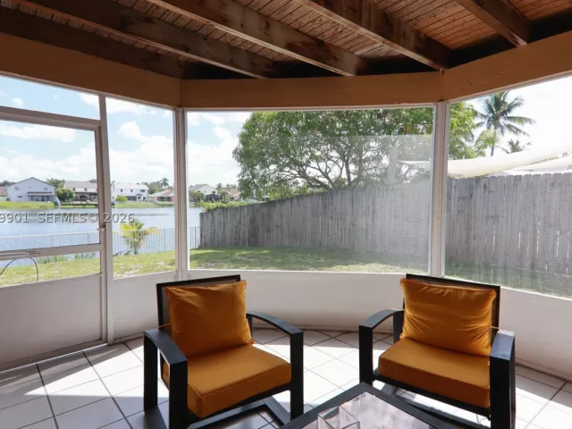 3-bedroom home for rent in Pembroke Pines - 9620 SW 9th Ct - MondialRealty