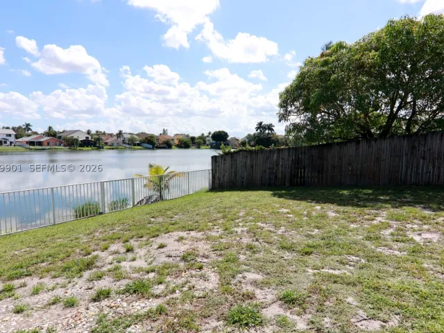 3-bedroom home for rent in Pembroke Pines - 9620 SW 9th Ct - MondialRealty