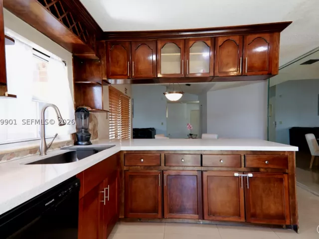 3-bedroom home for rent in Pembroke Pines - 9620 SW 9th Ct - MondialRealty