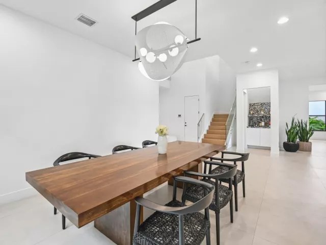 5-bedroom home for sale in Boca Raton - 17070 Rainbow Falls Trail - MondialRealty