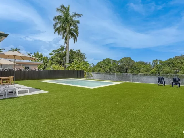 3-bedroom home for rent in Hollywood - 317 N 31st Ave - MondialRealty