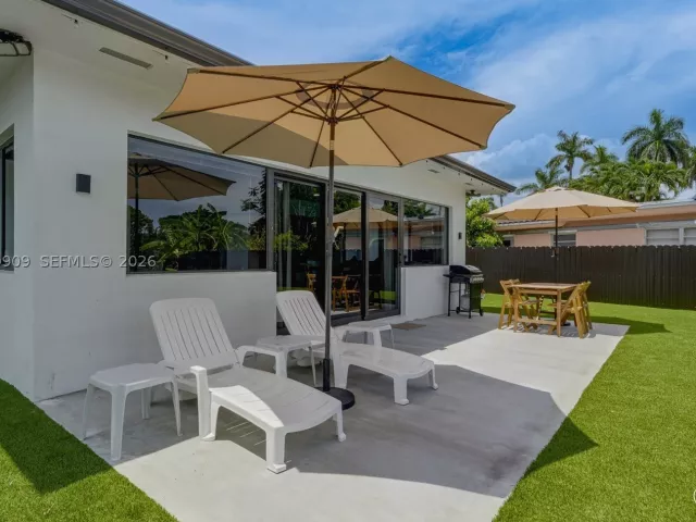 3-bedroom home for rent in Hollywood - 317 N 31st Ave - MondialRealty