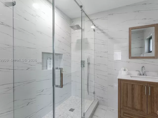 3-bedroom home for rent in Hollywood - 317 N 31st Ave - MondialRealty