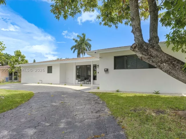 3-bedroom home for rent in Hollywood - 317 N 31st Ave - MondialRealty