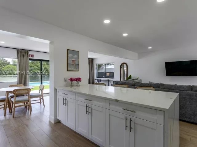 3-bedroom home for rent in Hollywood - 317 N 31st Ave - MondialRealty