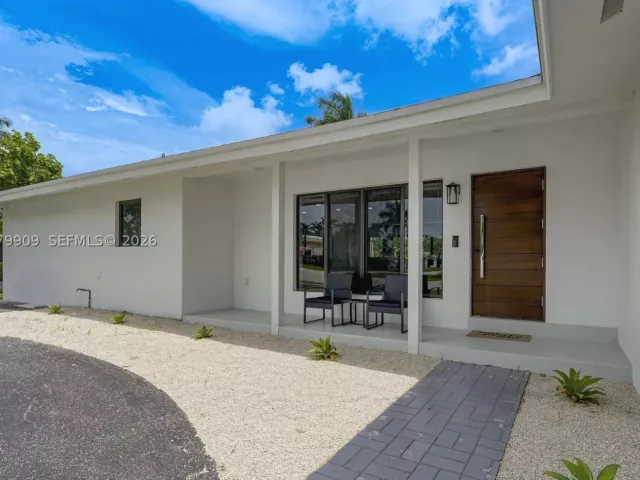 3-bedroom home for rent in Hollywood - 317 N 31st Ave - MondialRealty