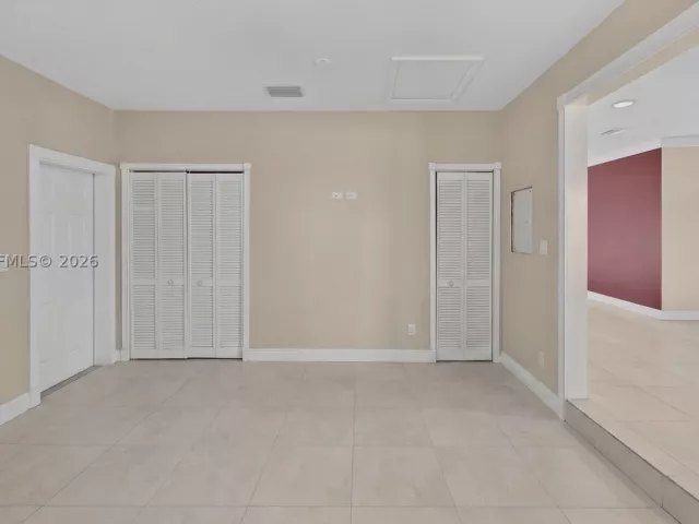4-bedroom home for sale in Homestead - 26201 SW 125th Ave - MondialRealty