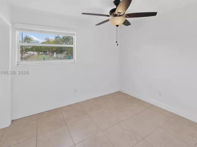 4-bedroom home for sale in Homestead - 26201 SW 125th Ave - MondialRealty