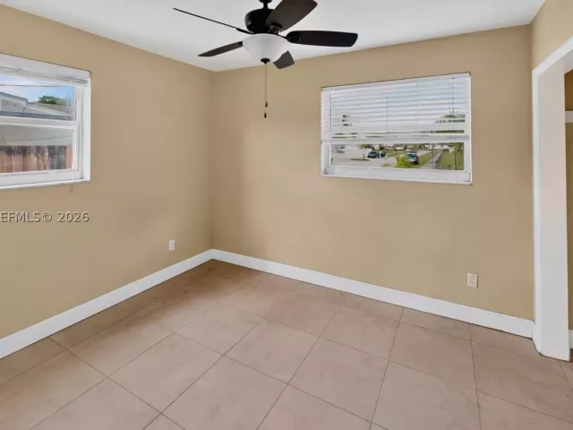 4-bedroom home for sale in Homestead - 26201 SW 125th Ave - MondialRealty