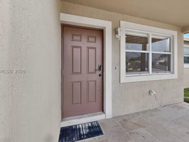 4-bedroom home for sale in Homestead - 26201 SW 125th Ave - MondialRealty