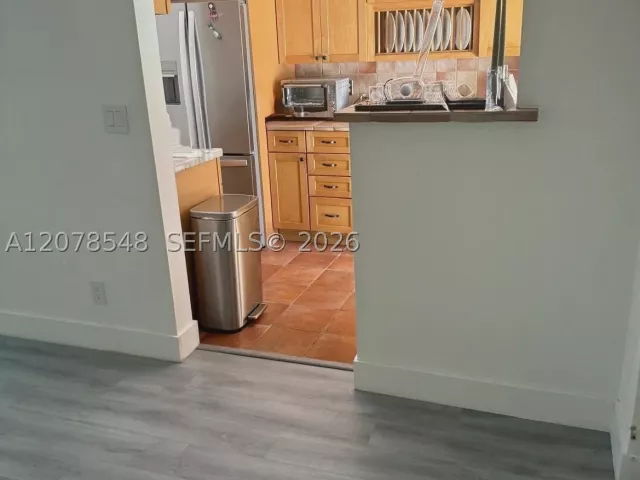 3-bedroom home for sale in North Miami Beach - 270 NE 169th St - MondialRealty