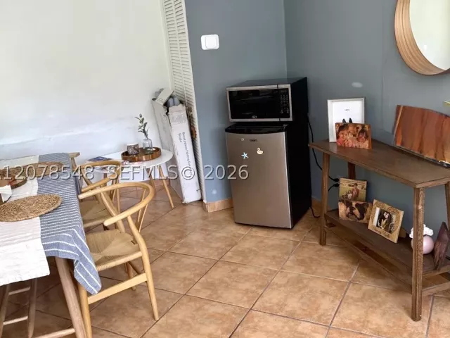 3-bedroom home for sale in North Miami Beach - 270 NE 169th St - MondialRealty