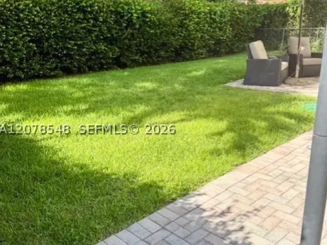 3-bedroom home for sale in North Miami Beach - 270 NE 169th St - MondialRealty