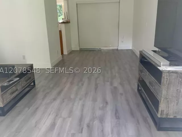 3-bedroom home for sale in North Miami Beach - 270 NE 169th St - MondialRealty