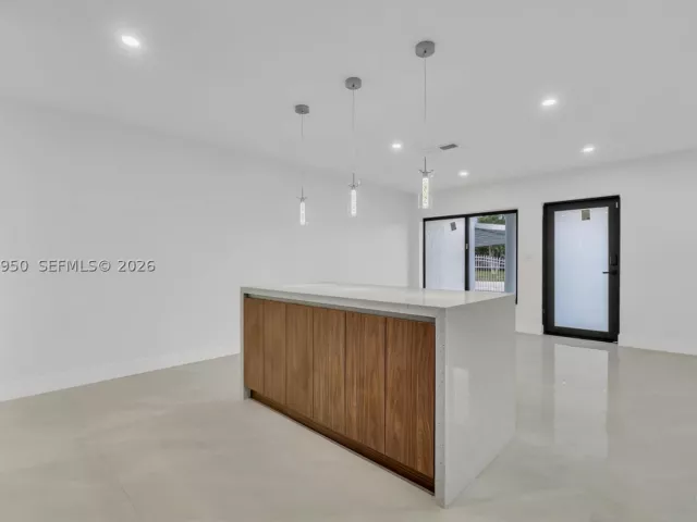 5-bedroom home for sale in Miami Gardens - 15770 NW 18th Pl - MondialRealty
