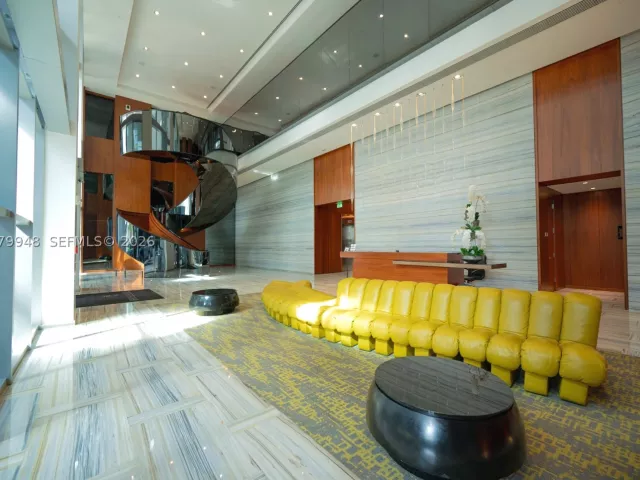 1-bedroom condo for sale in Miami - 1300 Brickell Bay Dr 710 - MondialRealty