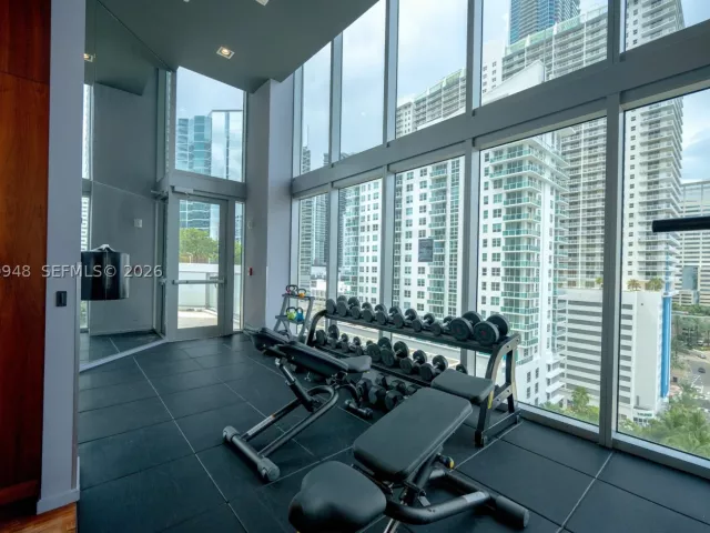 1-bedroom condo for sale in Miami - 1300 Brickell Bay Dr 710 - MondialRealty