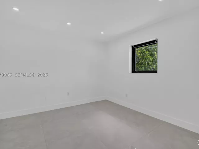3-bedroom home for sale in Miami - 1200 NE 204th Ter - MondialRealty