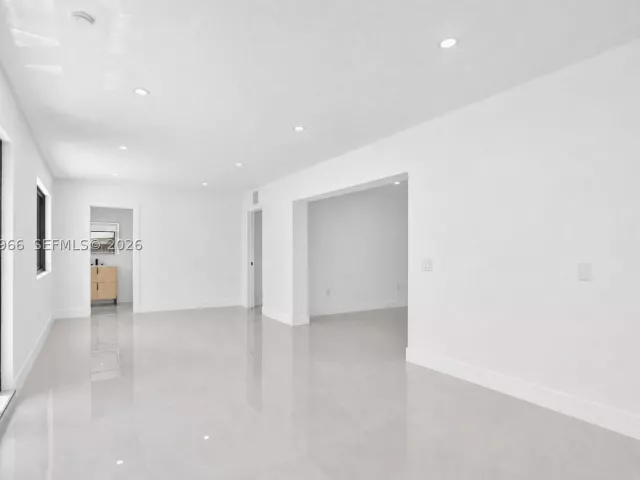 3-bedroom home for sale in Miami - 1200 NE 204th Ter - MondialRealty