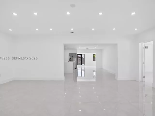 3-bedroom home for sale in Miami - 1200 NE 204th Ter - MondialRealty