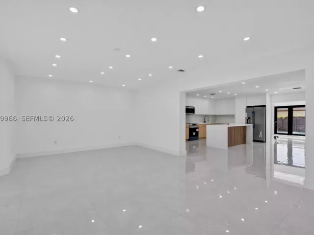3-bedroom home for sale in Miami - 1200 NE 204th Ter - MondialRealty