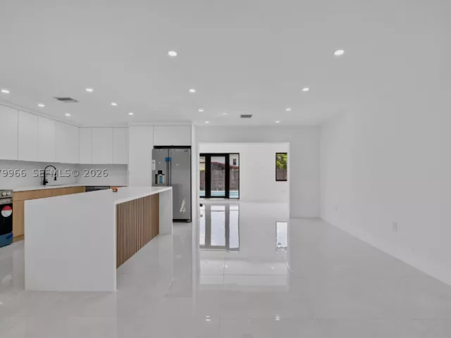 3-bedroom home for sale in Miami - 1200 NE 204th Ter - MondialRealty