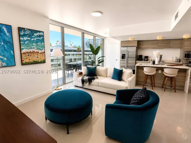 1-bedroom condo for rent in Miami Beach - 6620 Indian Creek Dr 418 - MondialRealty