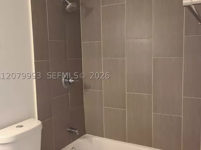 4-bedroom home for sale in Pembroke Pines - 8820 SW 13th St - MondialRealty