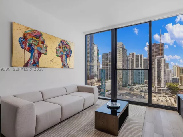 1-bedroom condo for sale in Miami - 20 NE 11th St 3009 - MondialRealty