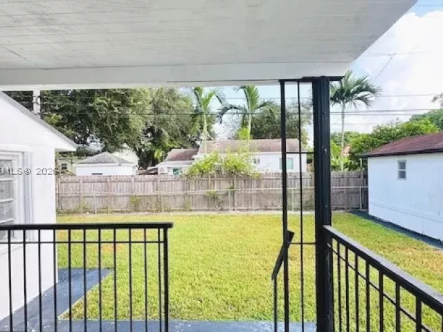 3-bedroom home for rent in Miami - 6371 SW 39th St - MondialRealty