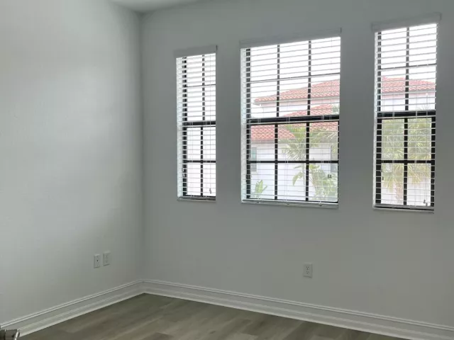 3-bedroom home for rent in Pembroke Pines - 1393 SW 115th Avenue - MondialRealty
