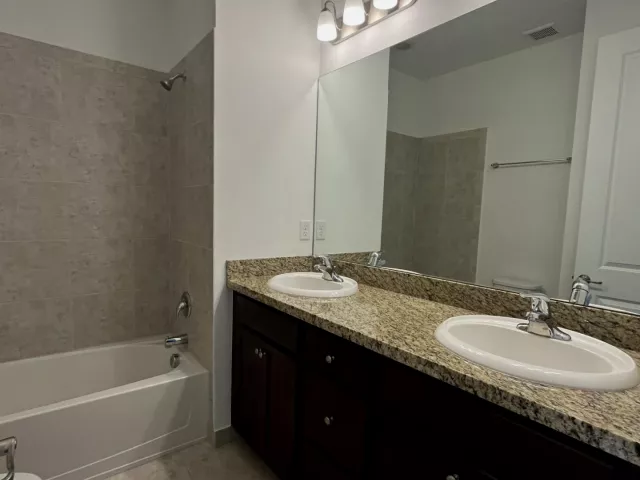 3-bedroom home for rent in Pembroke Pines - 1393 SW 115th Avenue - MondialRealty