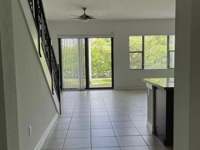 3-bedroom home for rent in Pembroke Pines - 1393 SW 115th Avenue - MondialRealty