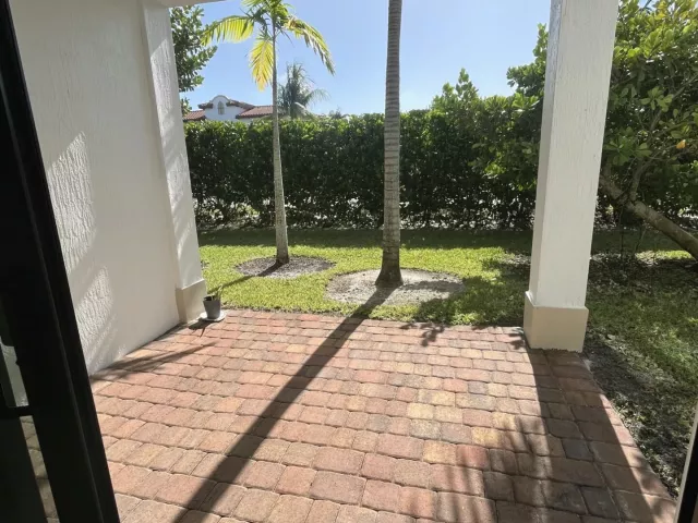 3-bedroom home for rent in Pembroke Pines - 1393 SW 115th Avenue - MondialRealty
