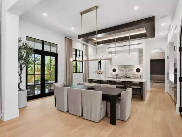 4-bedroom home for sale in West Palm Beach - 232 Linda Lane - MondialRealty