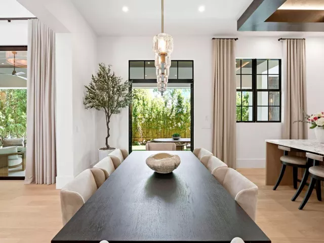4-bedroom home for sale in West Palm Beach - 232 Linda Lane - MondialRealty