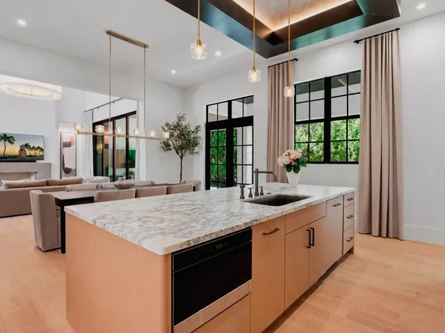 4-bedroom home for sale in West Palm Beach - 232 Linda Lane - MondialRealty