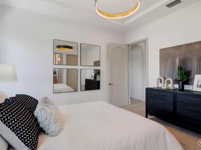 4-bedroom home for sale in West Palm Beach - 232 Linda Lane - MondialRealty