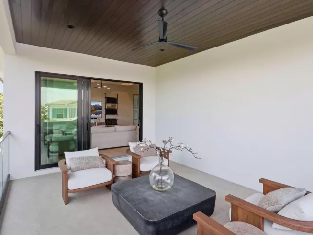 4-bedroom home for sale in West Palm Beach - 232 Linda Lane - MondialRealty