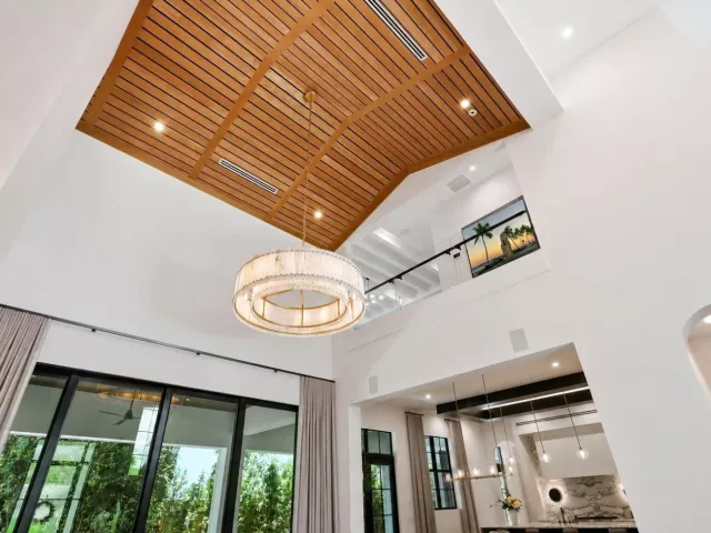4-bedroom home for sale in West Palm Beach - 232 Linda Lane - MondialRealty