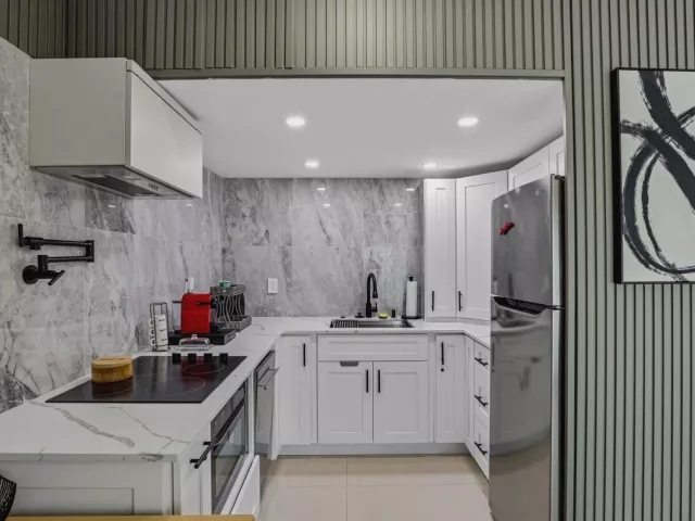 4-bedroom home for sale in Pompano Beach - 2601 NE 18TH Street - MondialRealty